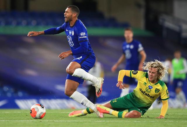 也凸显了球 也凸显了球